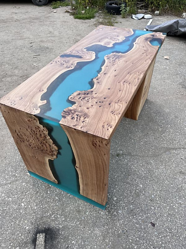 Письменный стол с водопадом из эпоскидной смолы, фото 5